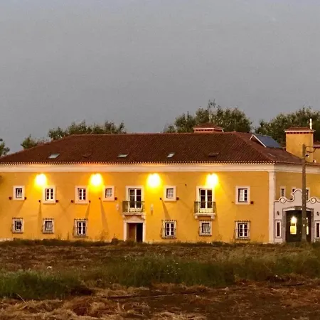 Charm Azenha Dobidos Farm 팜스테이
