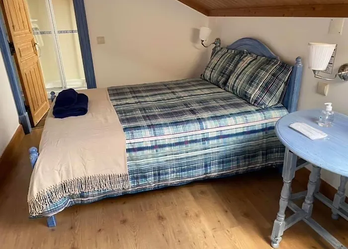 ファームステイ Charm Azenha Dobidos Farm Olho Marinho