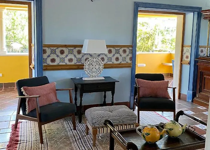 Charm Azenha Dobidos Farm * Olho Marinho